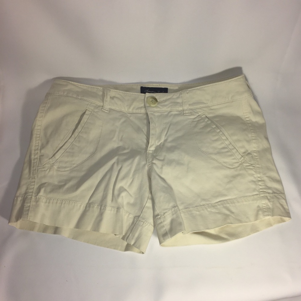 Off-White mid length American Eagle shorts